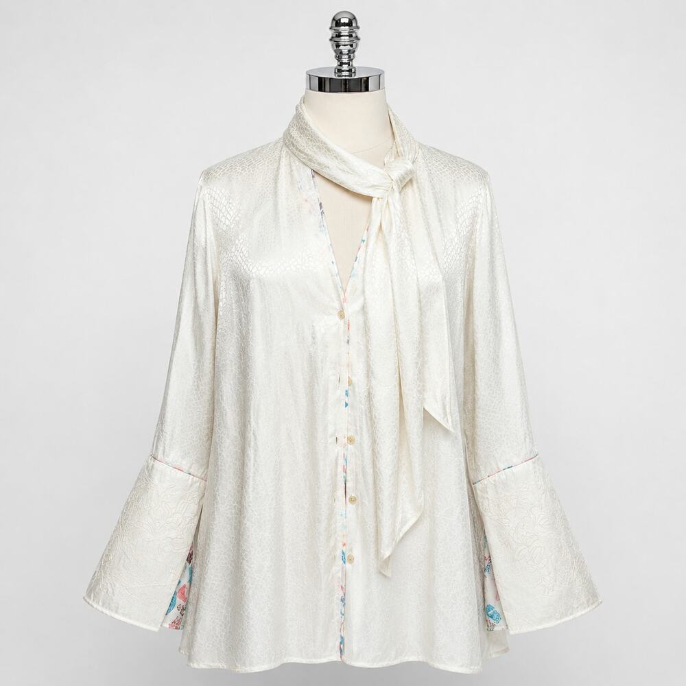 Robert Graham White Silk Blend Jacquard Button Shirt Medium Embroidere Cuffs NWT